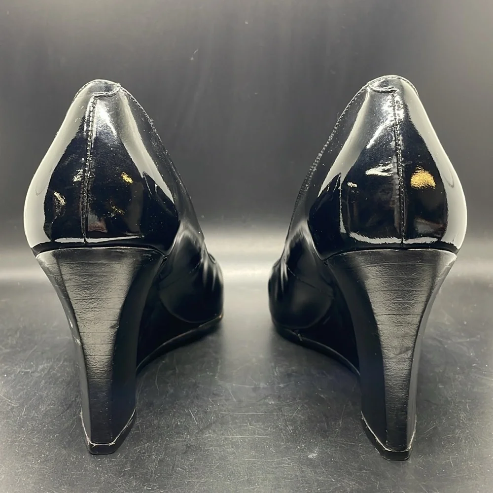 TOD'S Black Patent Leather Wedge Pumps Heels Shoes Size EU 36 1/2 USA 6.5